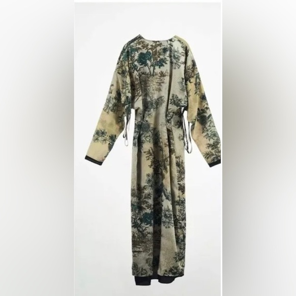 ZARA PRINTED WRAP ROBE - Picture 7 of 8